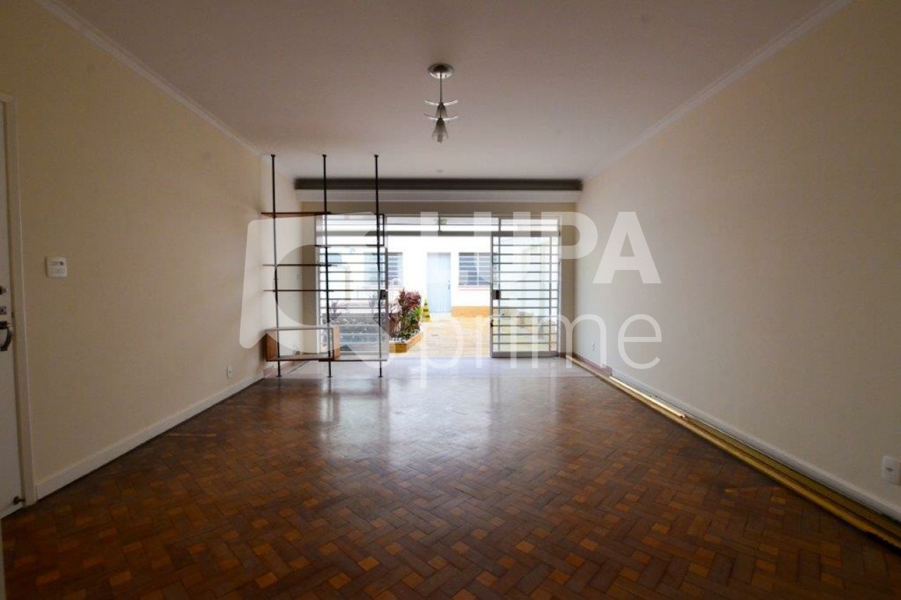sobrado-venda-sao-paulo-moema-5dormitorios-2suites-4vagas-300m2-LS32911