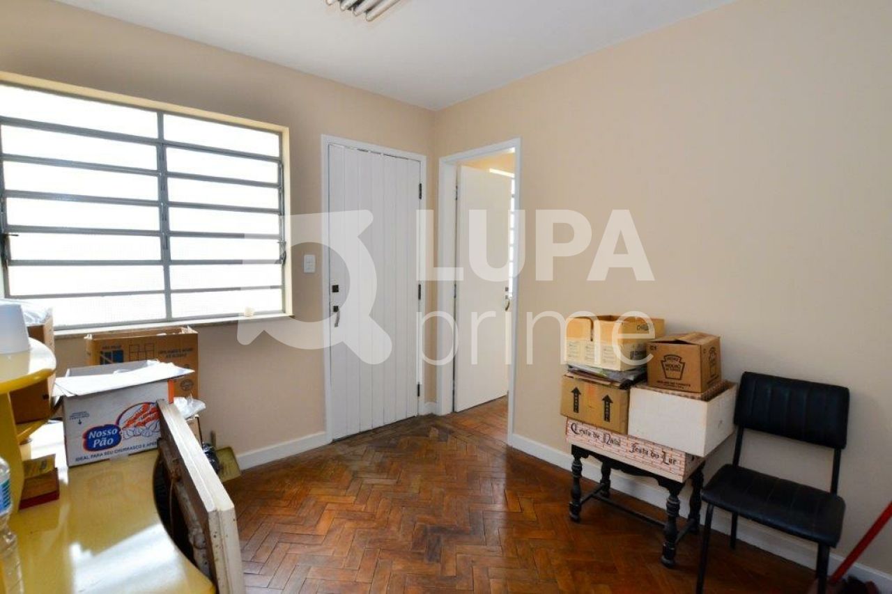 sobrado-venda-sao-paulo-moema-5dormitorios-2suites-4vagas-300m2-LS32911