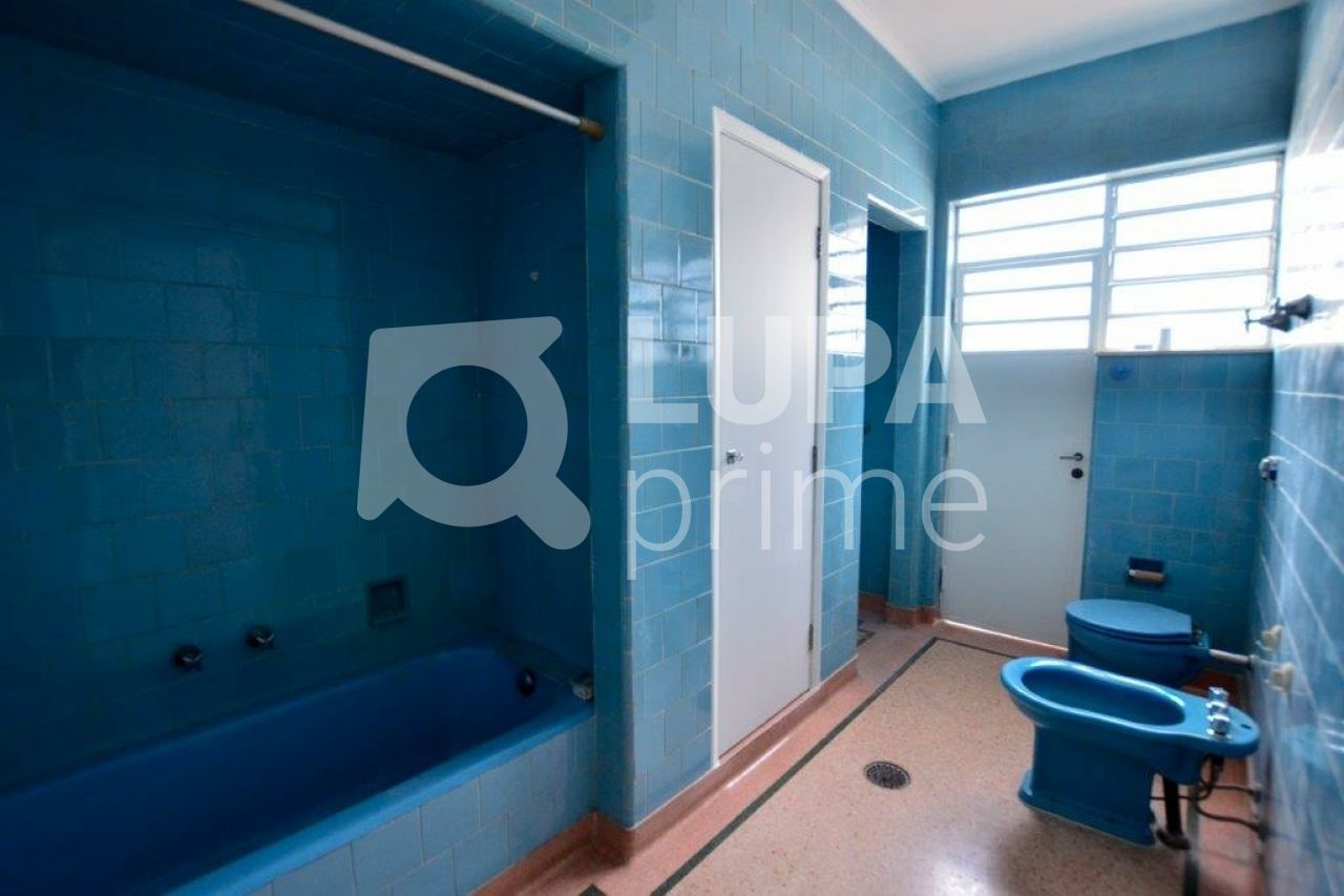sobrado-venda-sao-paulo-moema-5dormitorios-2suites-4vagas-300m2-LS32911