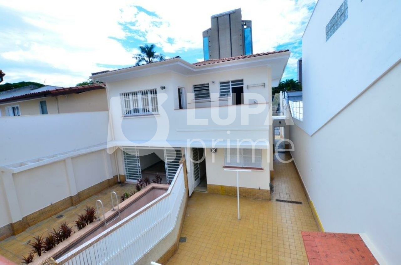 sobrado-venda-sao-paulo-moema-5dormitorios-2suites-4vagas-300m2-LS32911