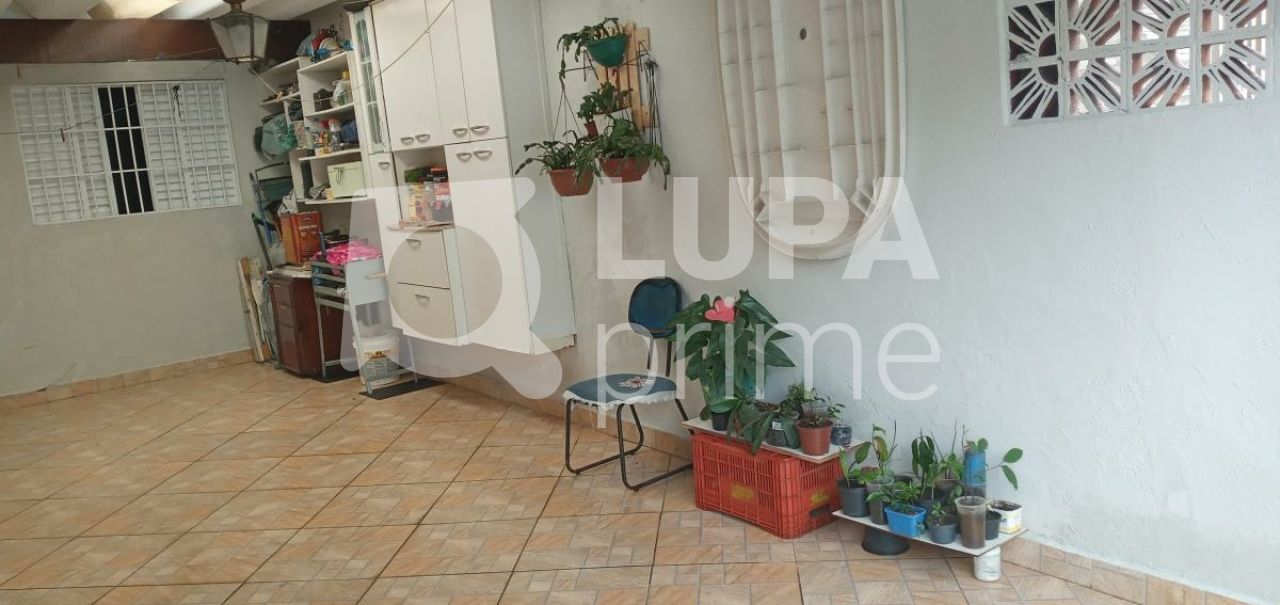 casa-terrea-venda-sao-paulo-moinho-velho-2dormitorios-2vagas-123m2-LS33047