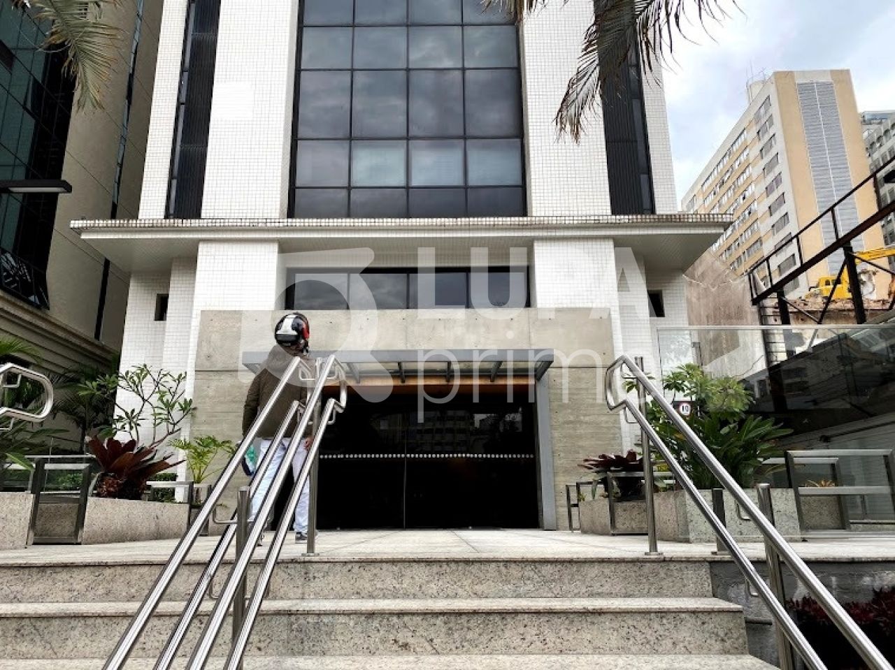conj-comercial-locacao-sao-paulo-bela-vista-4vagas-130m2-LS33111