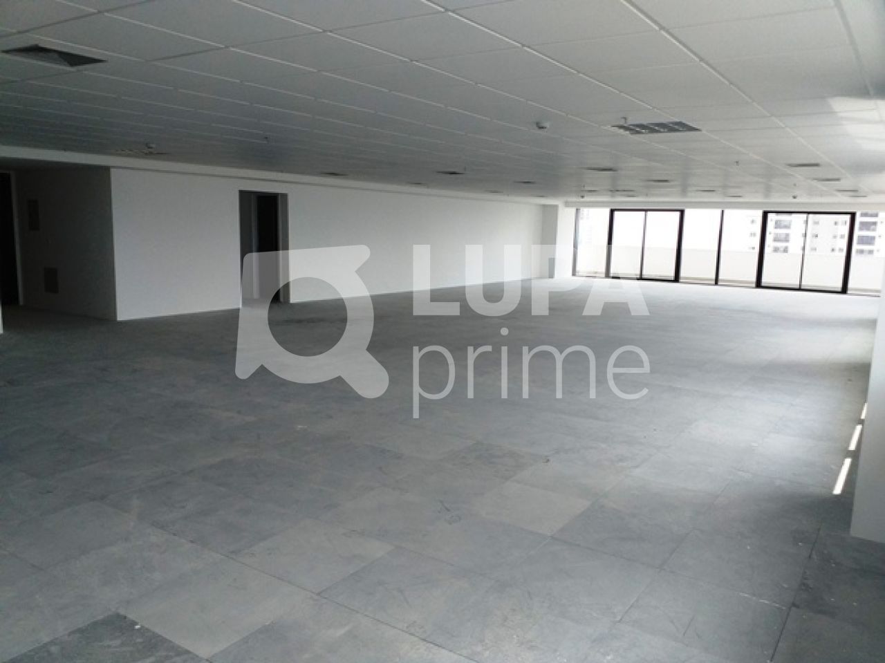 Sala-Conjunto, 1069 m² - Foto 2