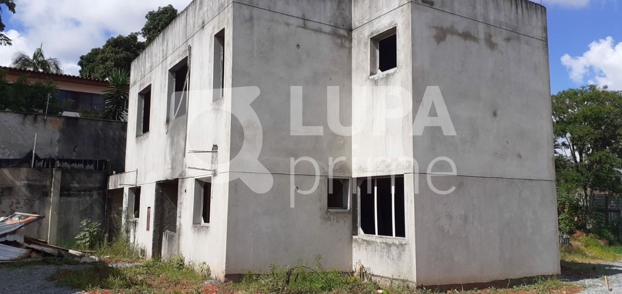 Casa de Condomínio à venda com 3 quartos, 305m² - Foto 6