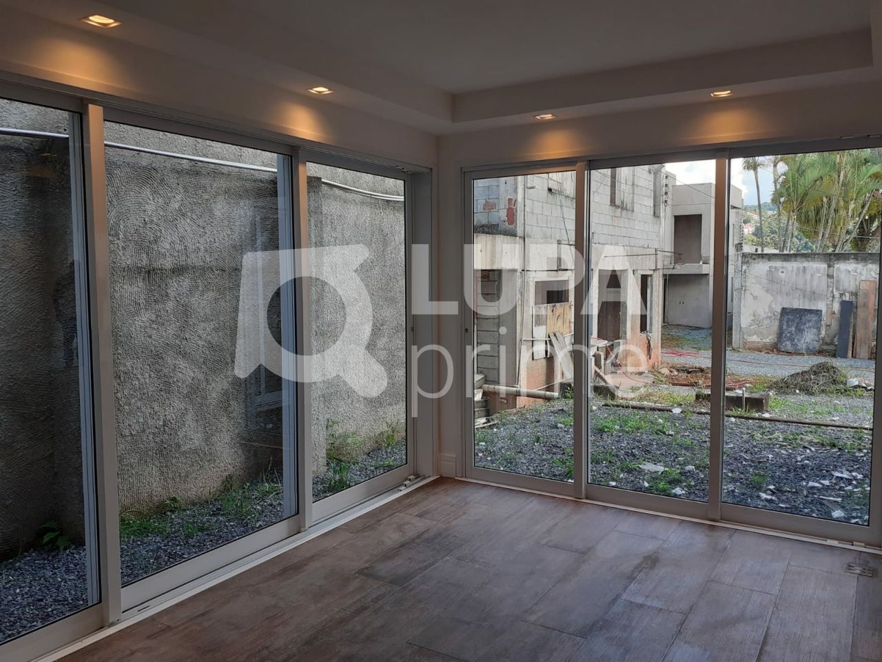 Casa de Condomínio à venda com 3 quartos, 243m² - Foto 6