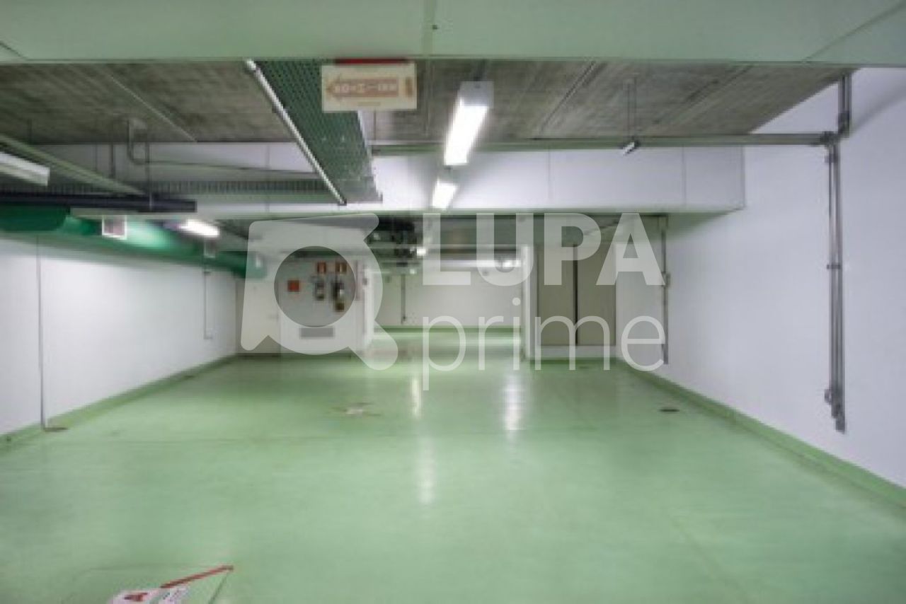 Prédio Inteiro à venda, 1200m² - Foto 9