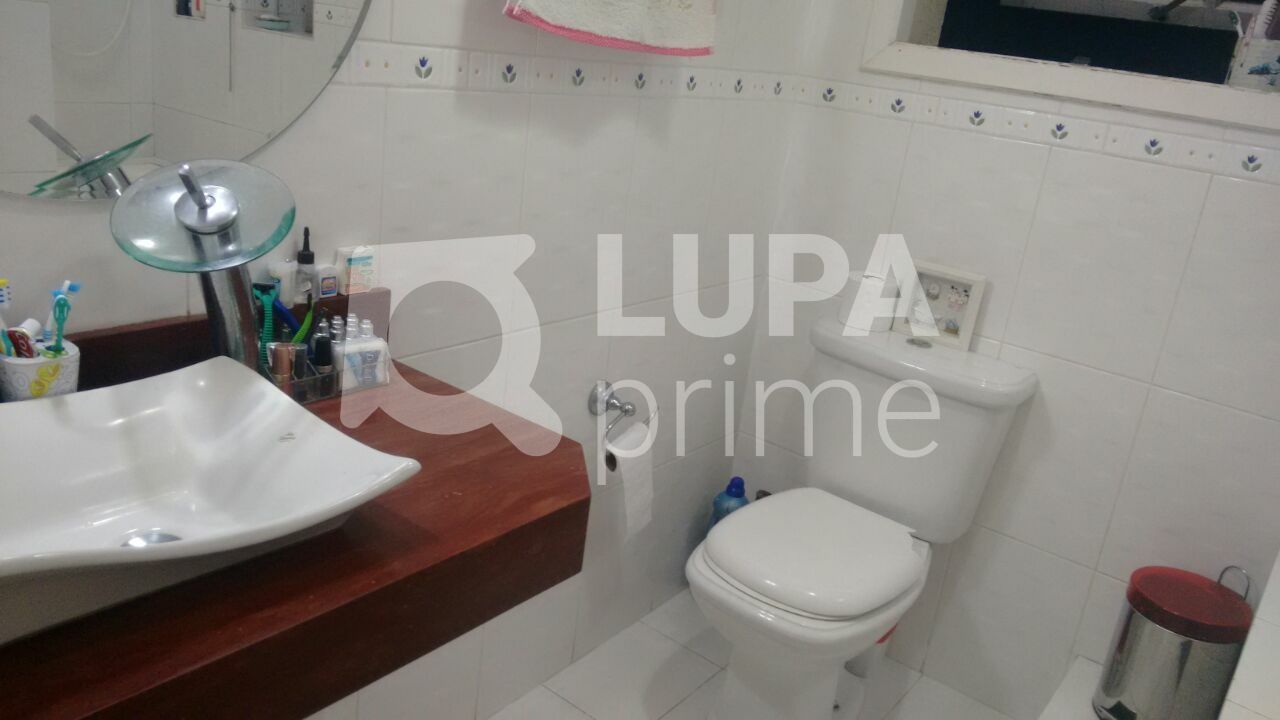 sobrado-venda-sao-paulo-agua-fria-3dormitorios-2suites-2vagas-180m2-LS33337
