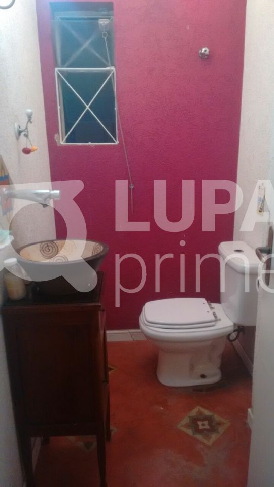 sobrado-venda-sao-paulo-agua-fria-3dormitorios-2suites-2vagas-180m2-LS33337