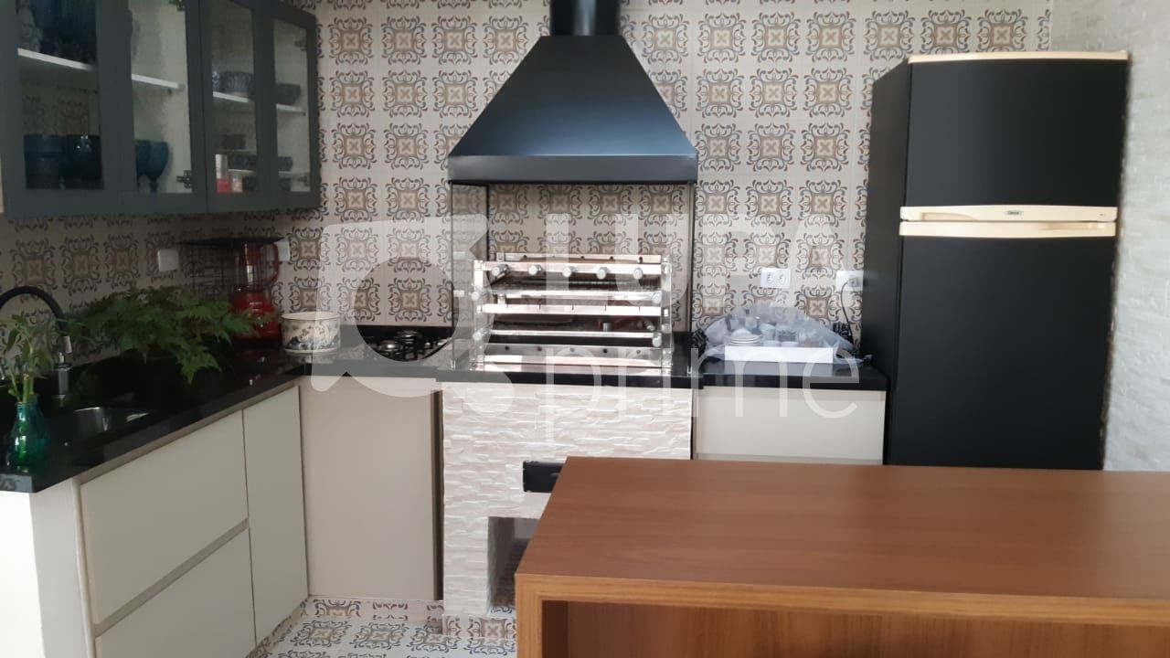Casa à venda com 3 quartos, 250m² - Foto 14