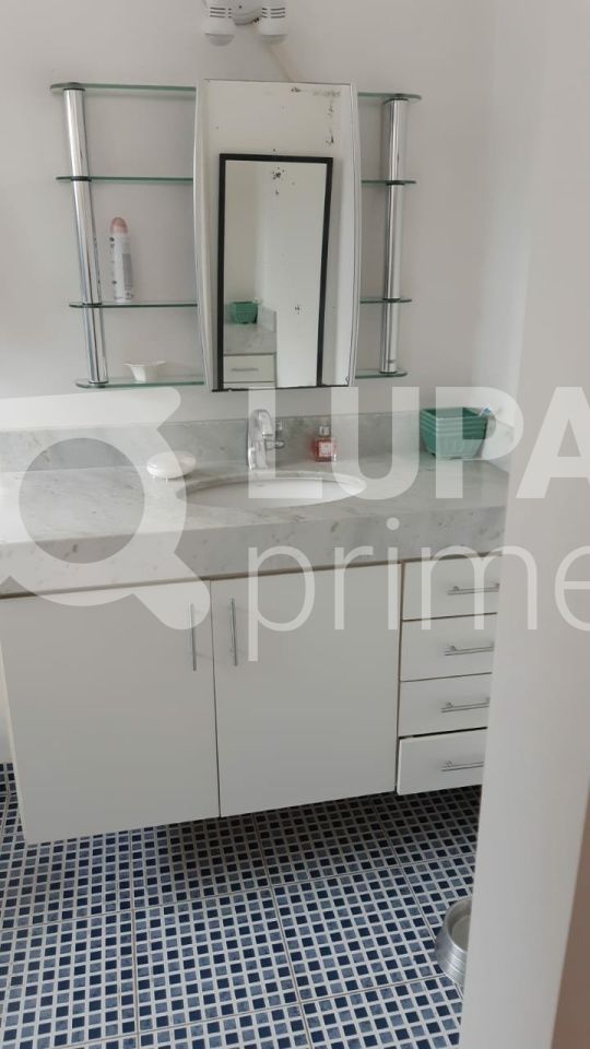 Casa à venda com 3 quartos, 250m² - Foto 20