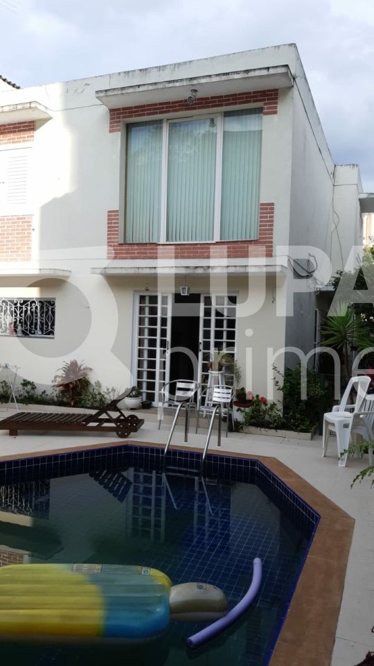 Casa à venda com 3 quartos, 250m² - Foto 26
