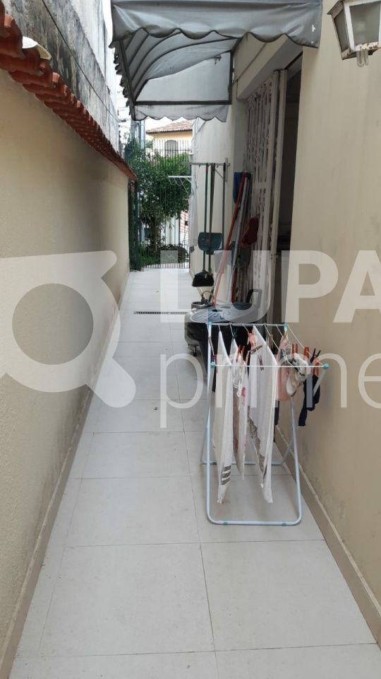 Casa à venda com 3 quartos, 250m² - Foto 22