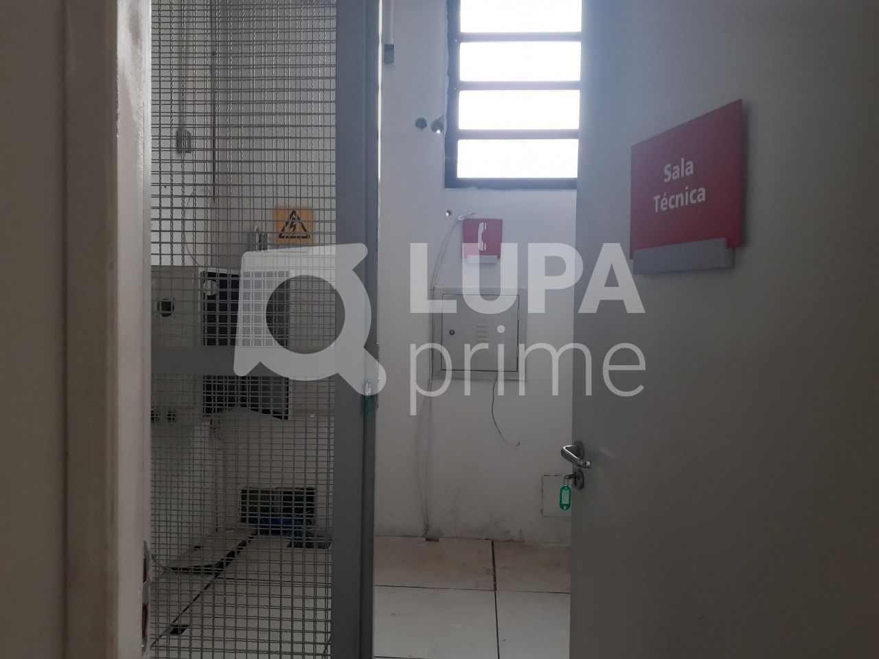 salao-locacao-sao-paulo-agua-fria-15vagas-250m2-LS33679