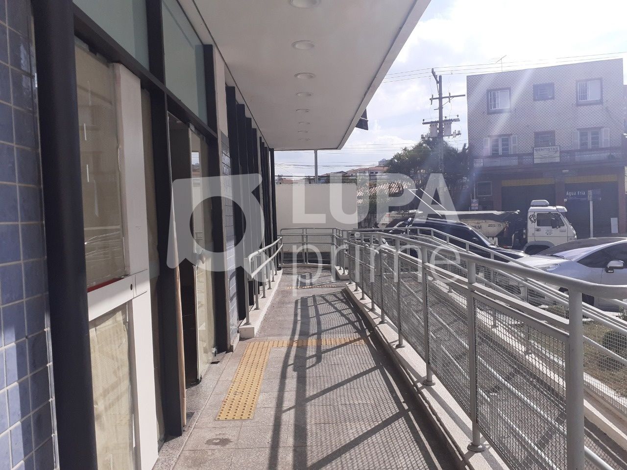 salao-locacao-sao-paulo-agua-fria-15vagas-250m2-LS33679