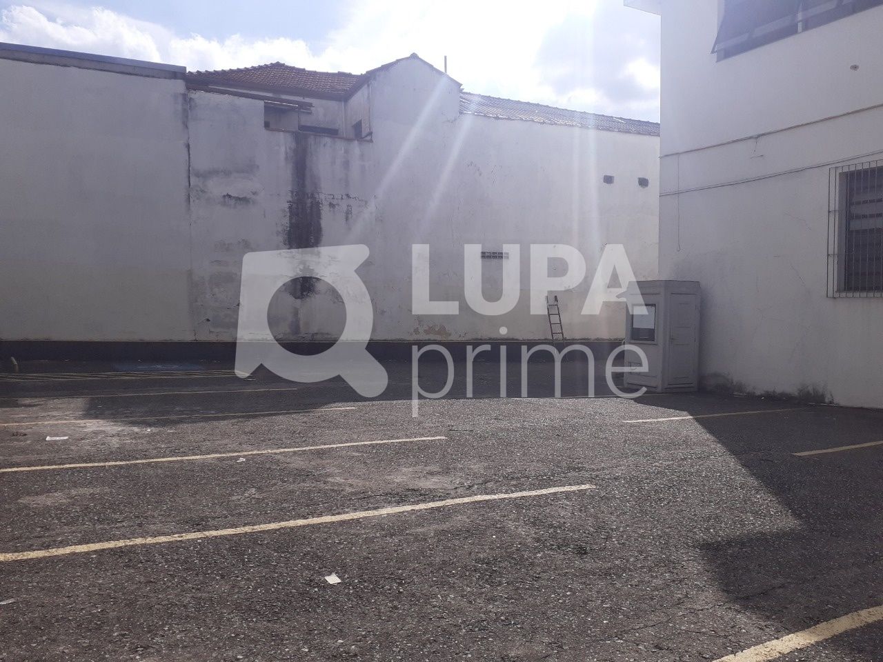 salao-locacao-sao-paulo-agua-fria-15vagas-250m2-LS33679