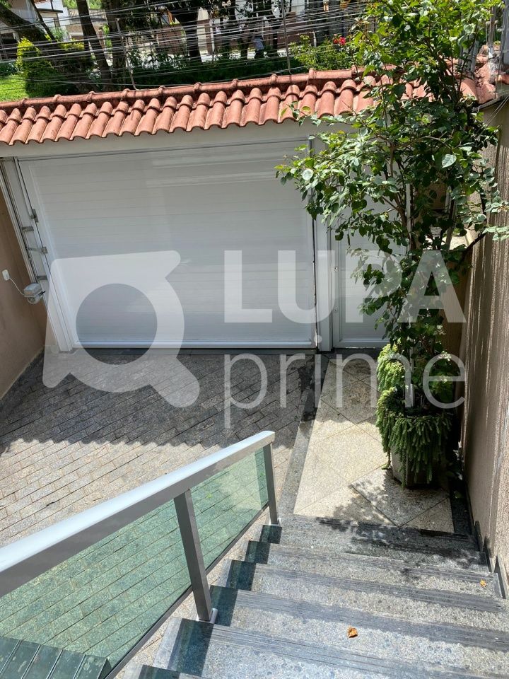 sobrado-venda-sao-paulo-vila-irmaos-arnoni-3dormitorios-1suite-5vagas-225m2-LS33747