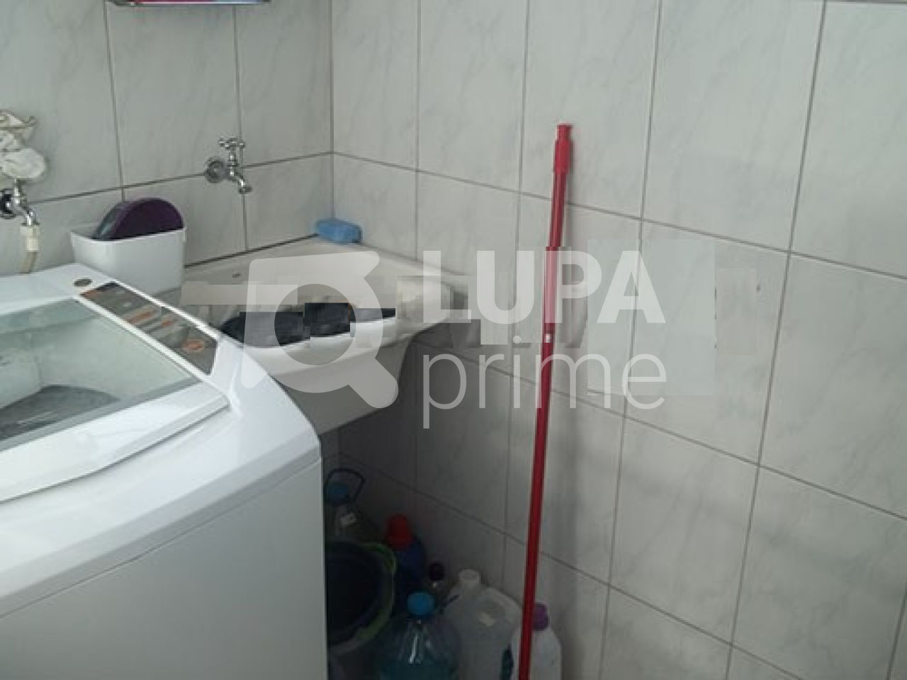 Casa à venda com 2 quartos, 60m² - Foto 9