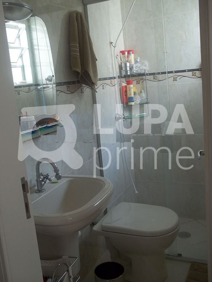Casa à venda com 2 quartos, 60m² - Foto 8