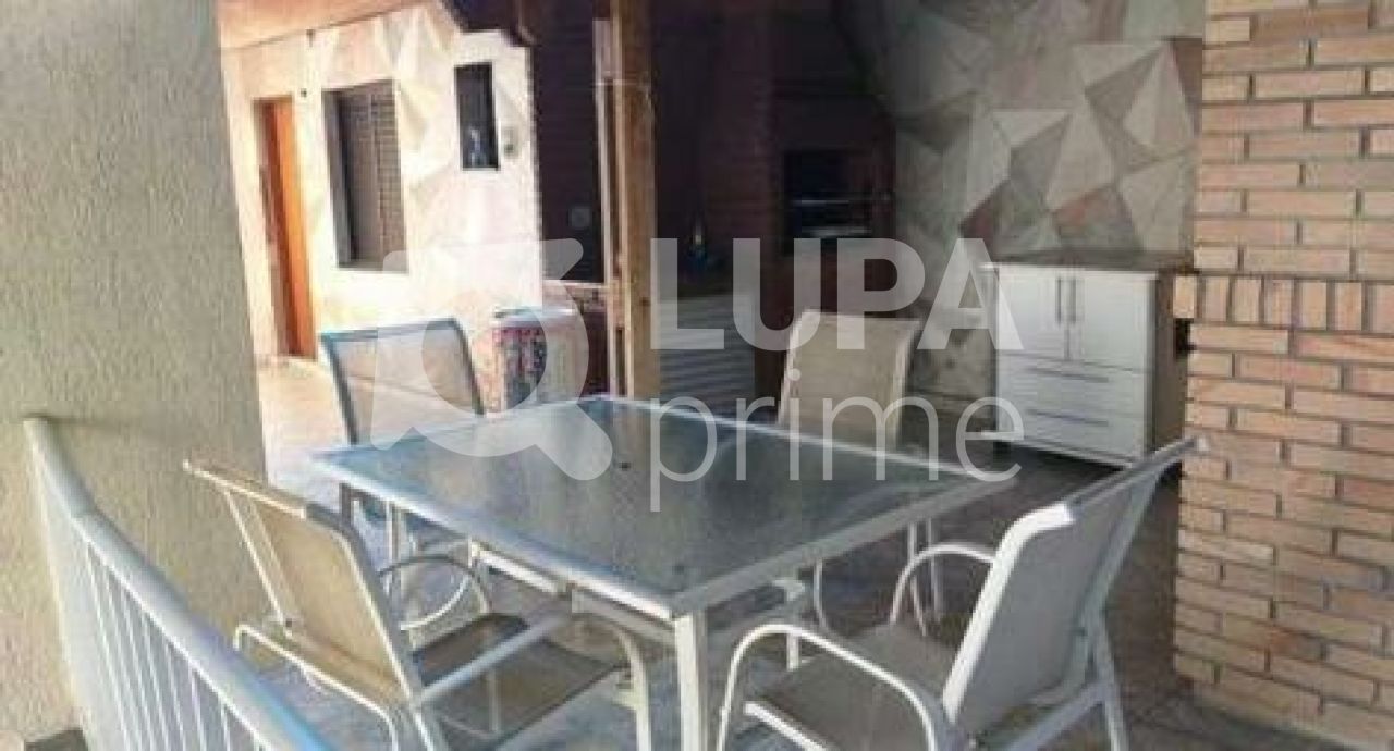 sobrado-venda-sao-paulo-jardim-das-laranjeiras-3dormitorios-3suites-4vagas-284m2-LS33942