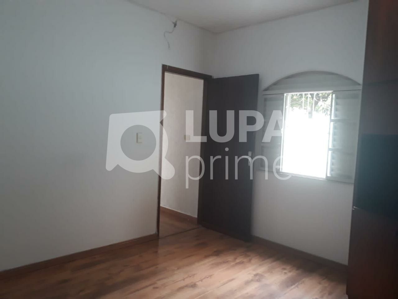 casa-terrea-venda-sao-paulo-santa-teresinha-3dormitorios-1suite-4vagas-169m2-LS34026