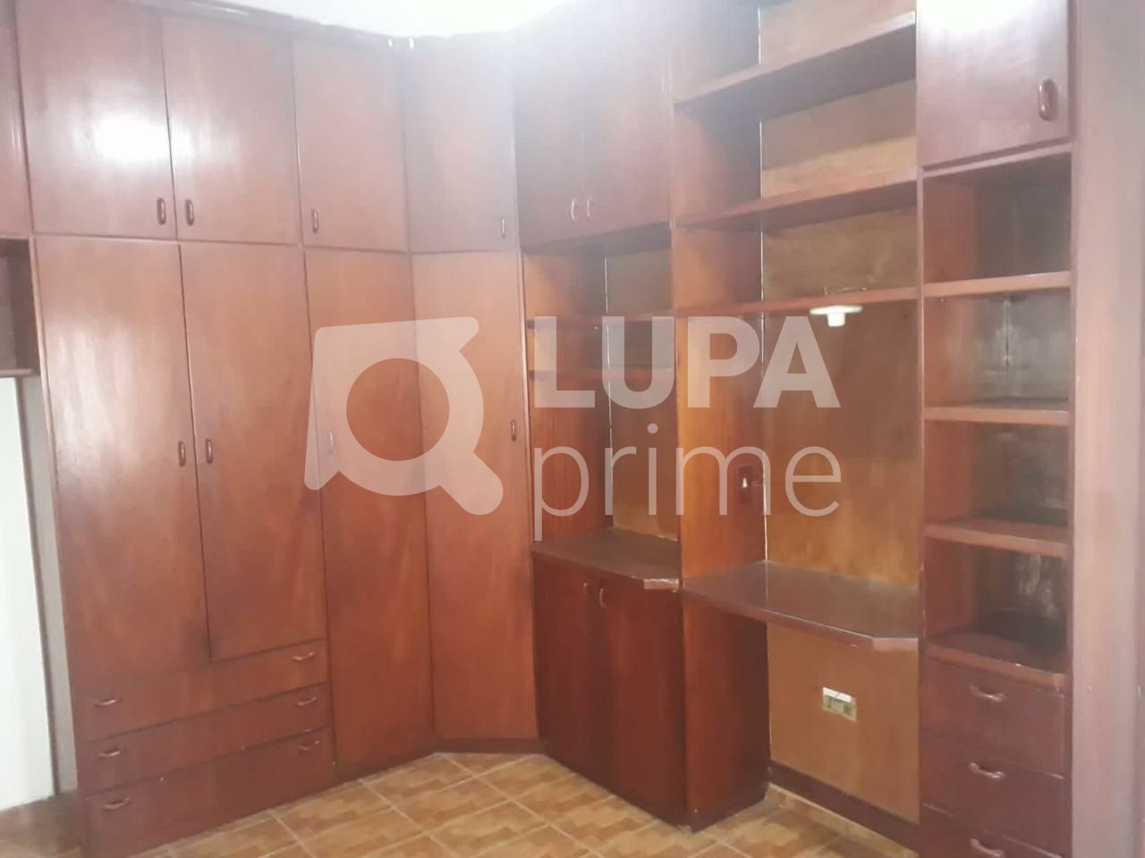 casa-terrea-venda-sao-paulo-santa-teresinha-3dormitorios-1suite-4vagas-169m2-LS34026