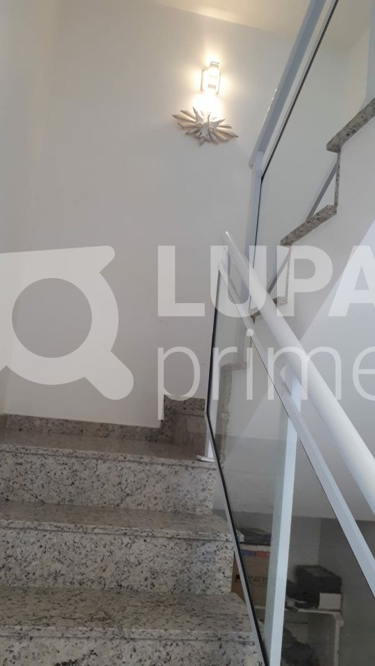 sobrado-venda-sao-paulo-vila-nossa-senhora-do-retiro-3dormitorios-5vagas-146m2-LS34169