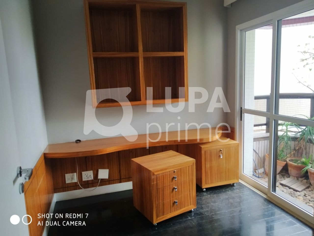 apartamento-venda-sao-paulo-agua-fria-3dormitorios-3suites-4vagas-300m2-LS34250