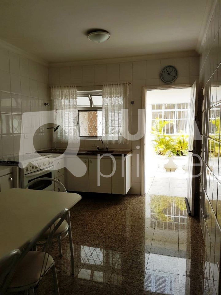 casa-assobradada-venda-sao-paulo-agua-fria-4dormitorios-1suite-3vagas-228m2-LS34304