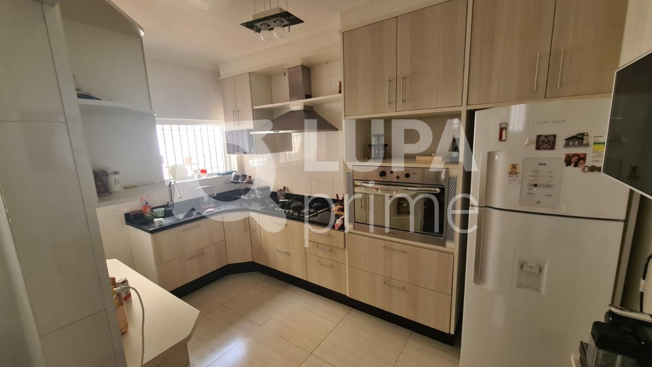 sobrado-venda-sao-paulo-parque-mandaqui-3dormitorios-1suite-5vagas-215m2-LS34390