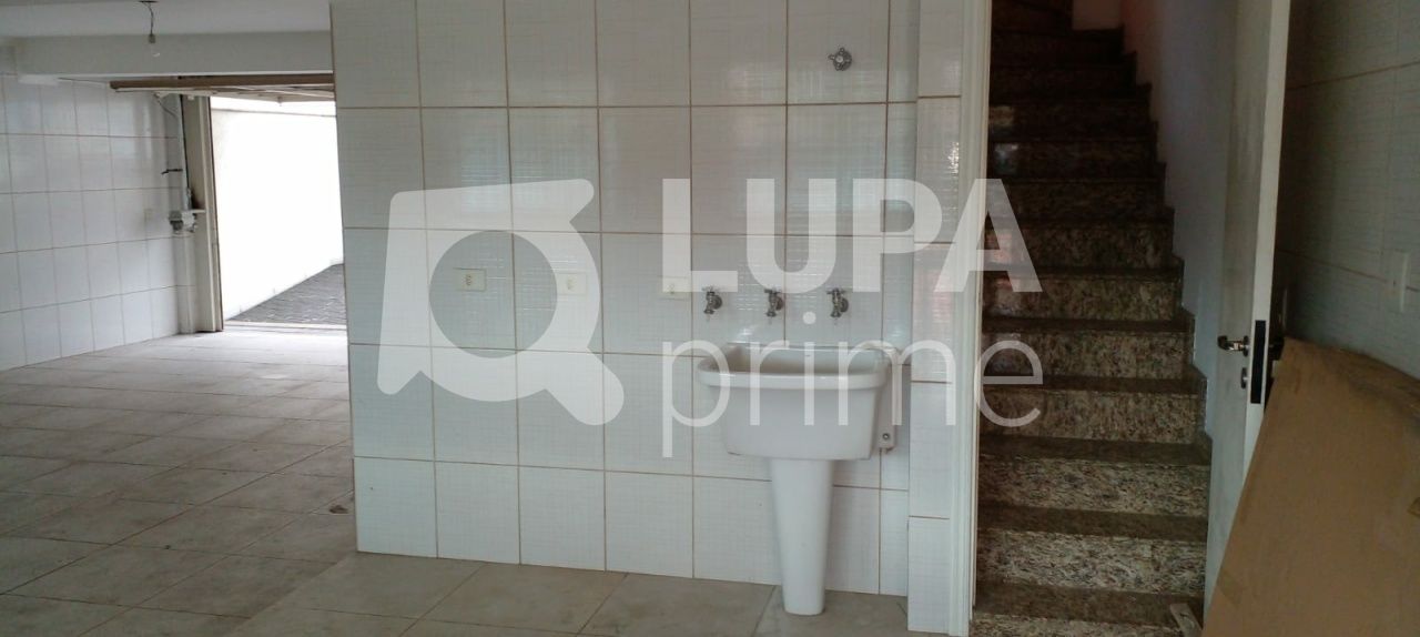 sobrado-venda-sao-paulo-vila-irmaos-arnoni-3dormitorios-3suites-4vagas-612m2-LS34717