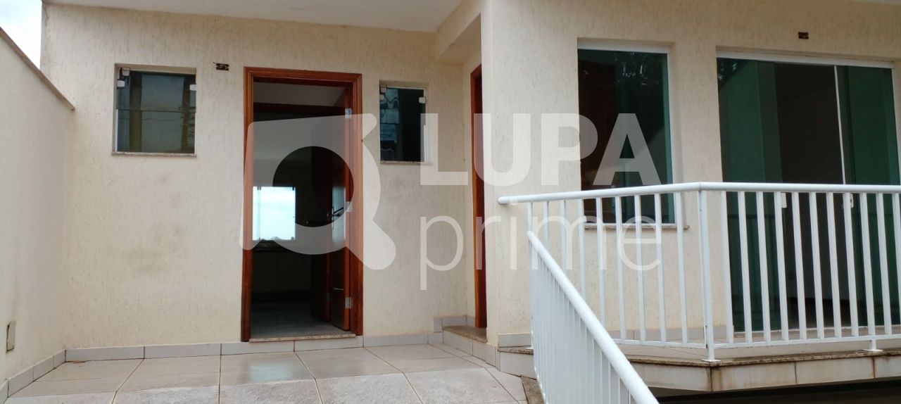 sobrado-venda-sao-paulo-vila-irmaos-arnoni-3dormitorios-3suites-4vagas-612m2-LS34717