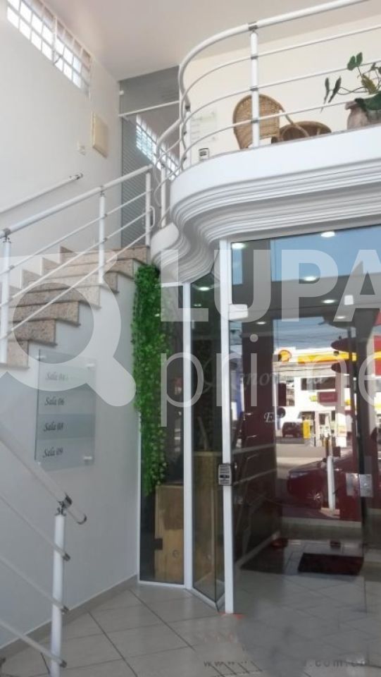 Prédio Inteiro à venda, 200m² - Foto 2