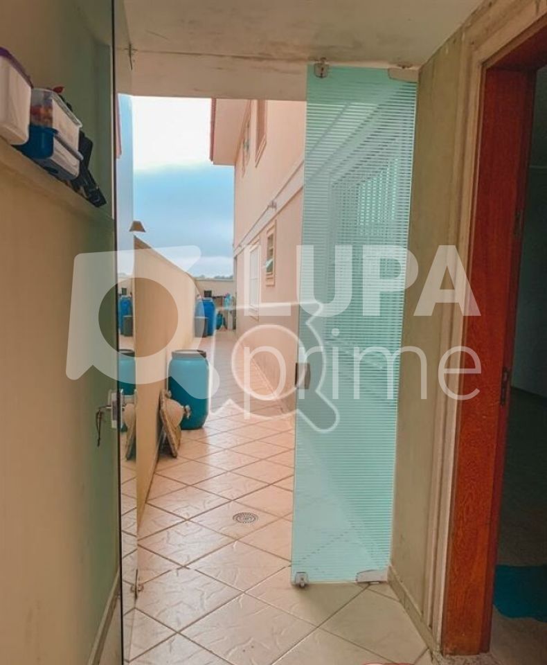 sobrado-venda-sao-paulo-vila-irmaos-arnoni-3dormitorios-3suites-5vagas-275m2-LS34770