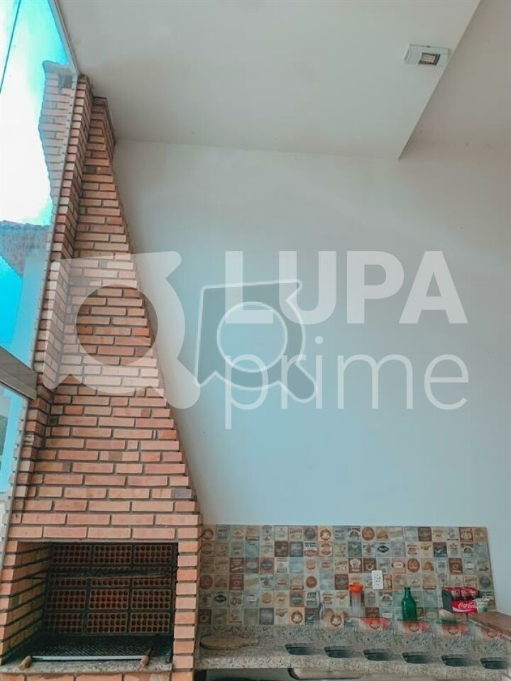 sobrado-venda-sao-paulo-vila-irmaos-arnoni-3dormitorios-3suites-5vagas-275m2-LS34770