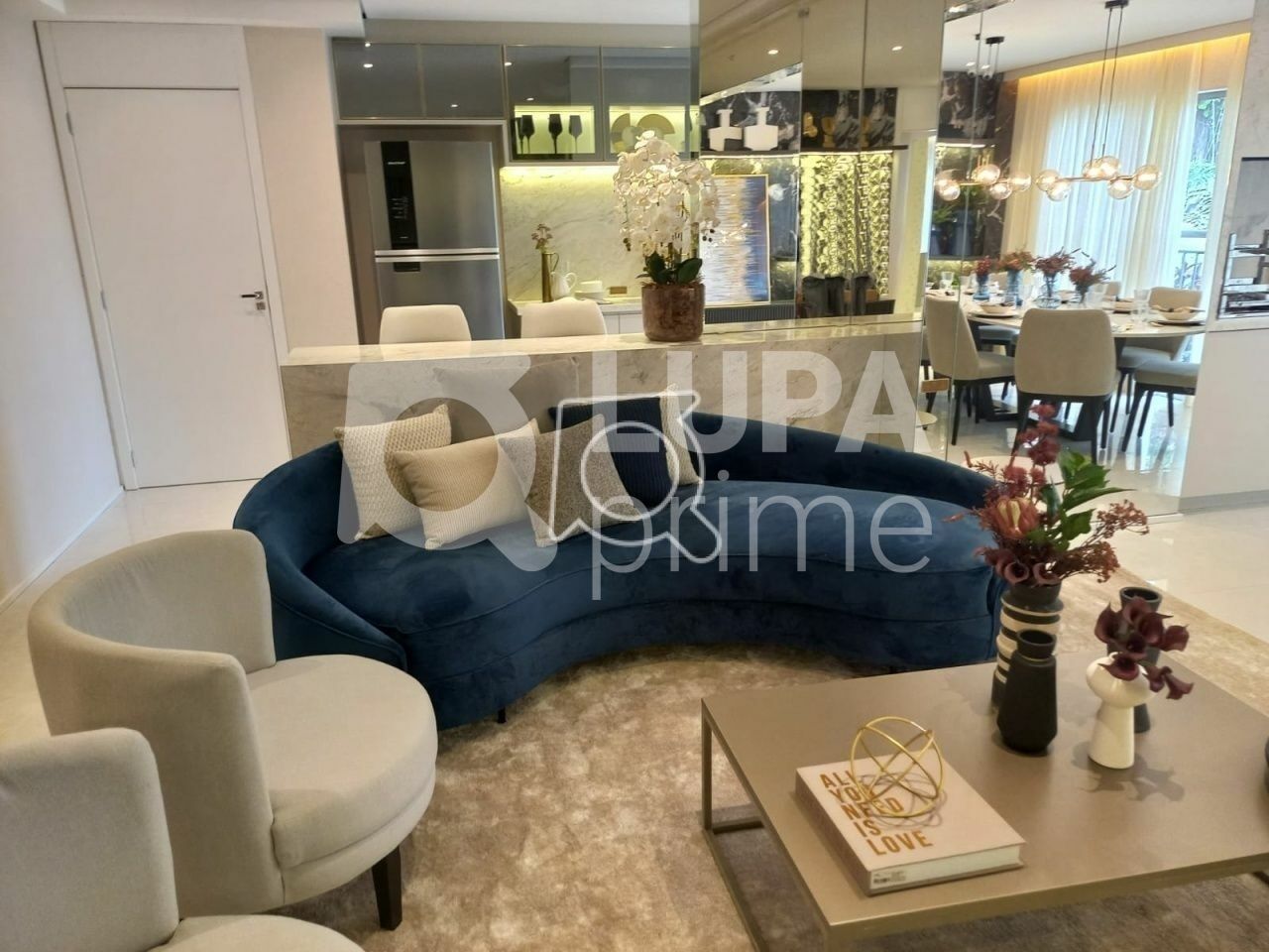 Apartamento, 3 quartos, 261 m² - Foto 2