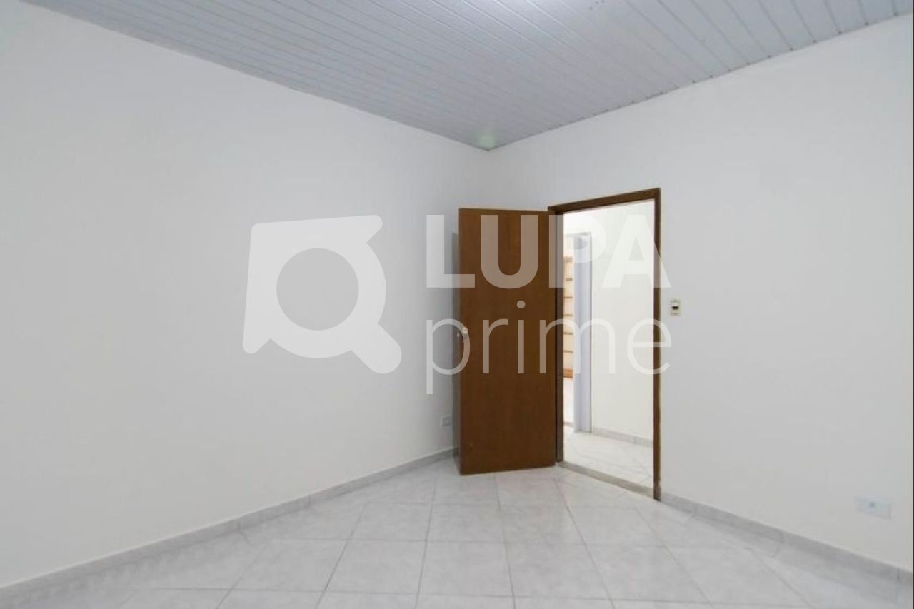 Casa, 3 quartos, 200 m² - Foto 9