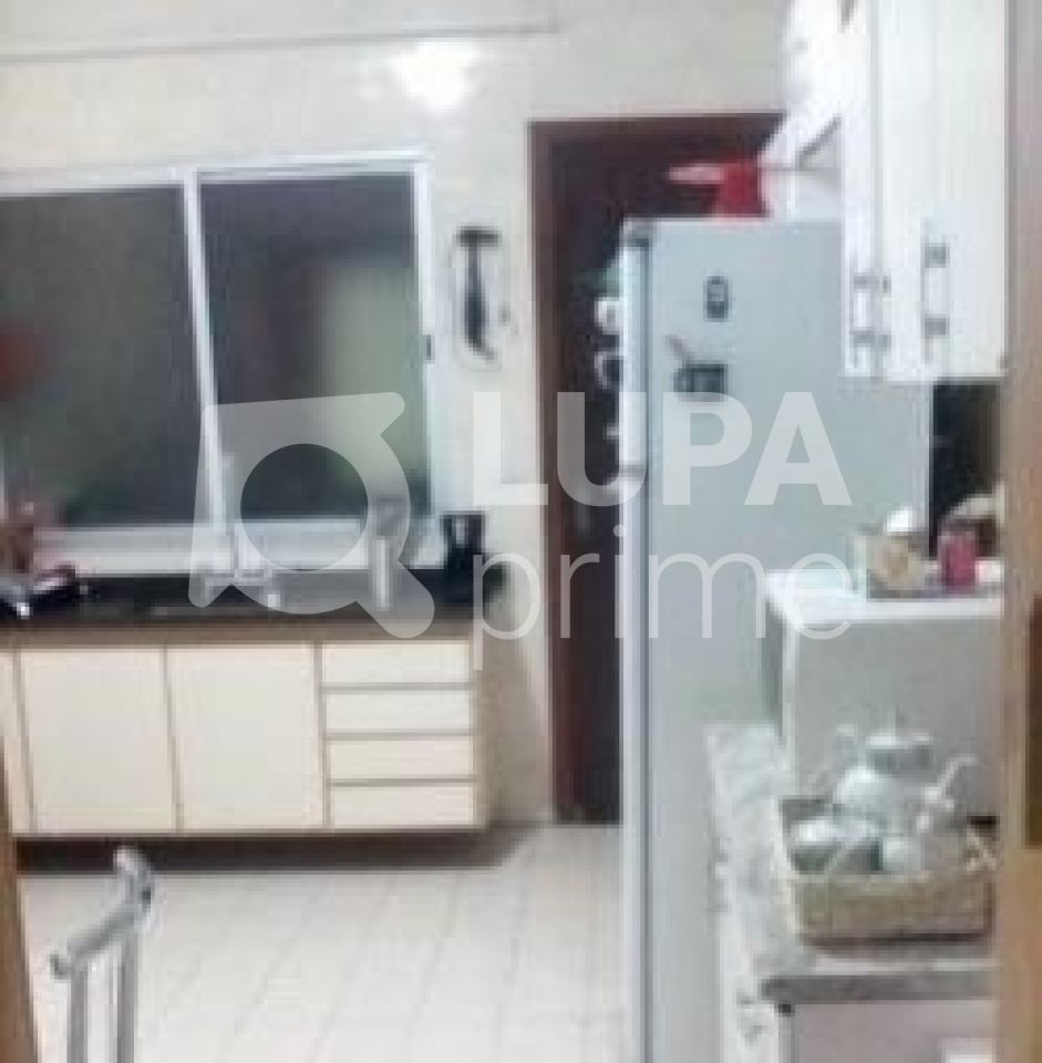 Apartamento, 3 quartos, 140 m² - Foto 8