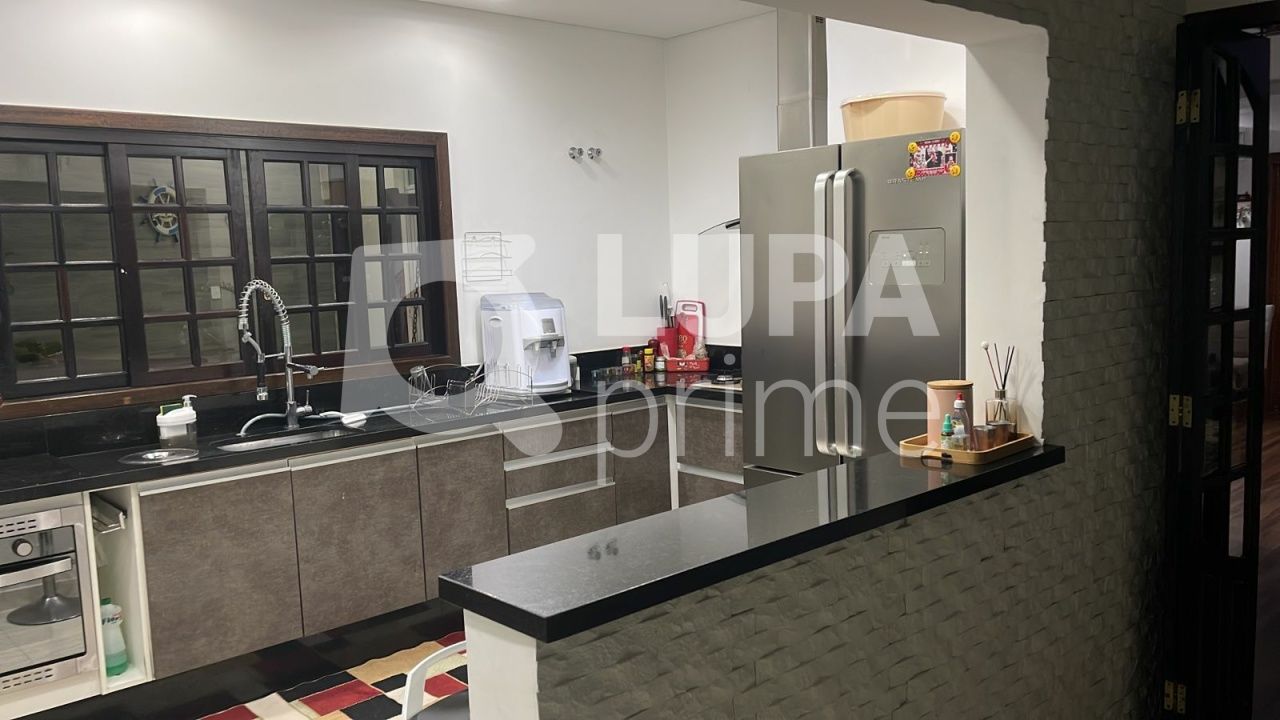 Casa, 3 quartos, 450 m² - Foto 6