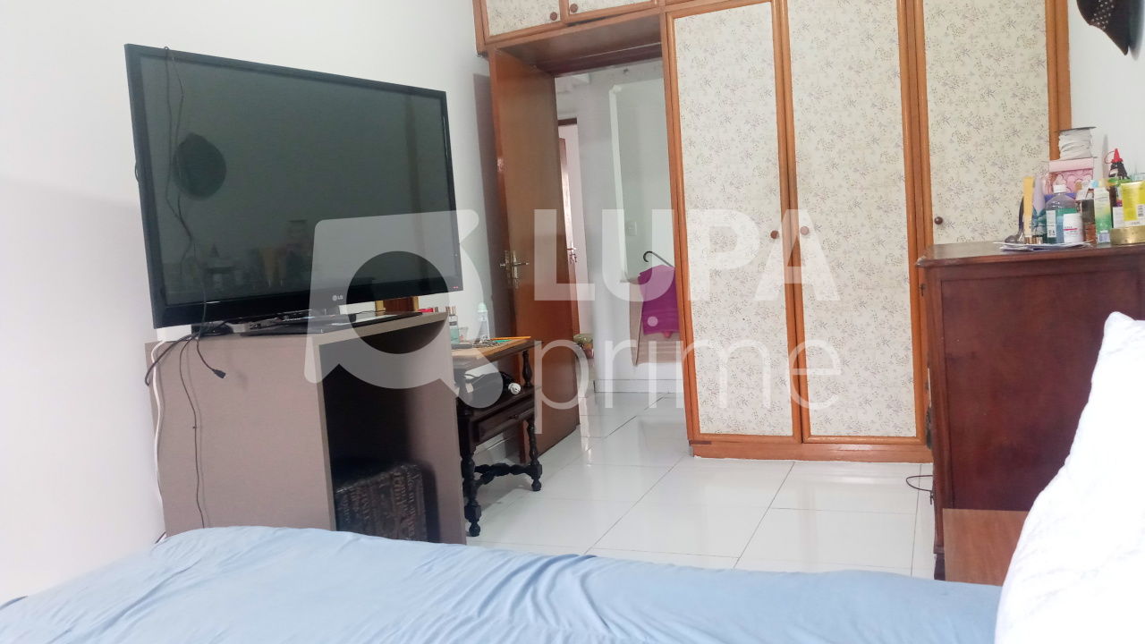 Casa à venda com 3 quartos, 146m² - Foto 14
