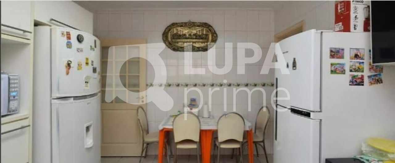 sobrado-venda-sao-paulo-carandiru-3dormitorios-1suite-5vagas-220m2-LS35537