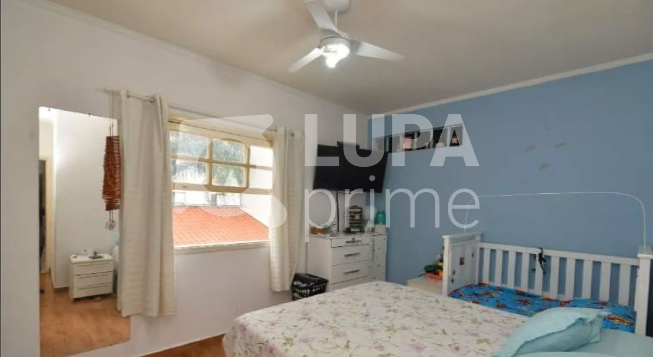 sobrado-venda-sao-paulo-carandiru-3dormitorios-1suite-5vagas-220m2-LS35537