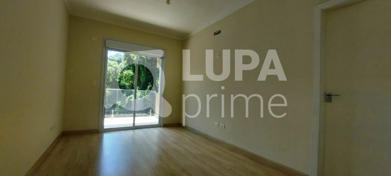 sobrado-venda-sao-paulo-tucuruvi-3dormitorios-3suites-7vagas-375m2-LS35548