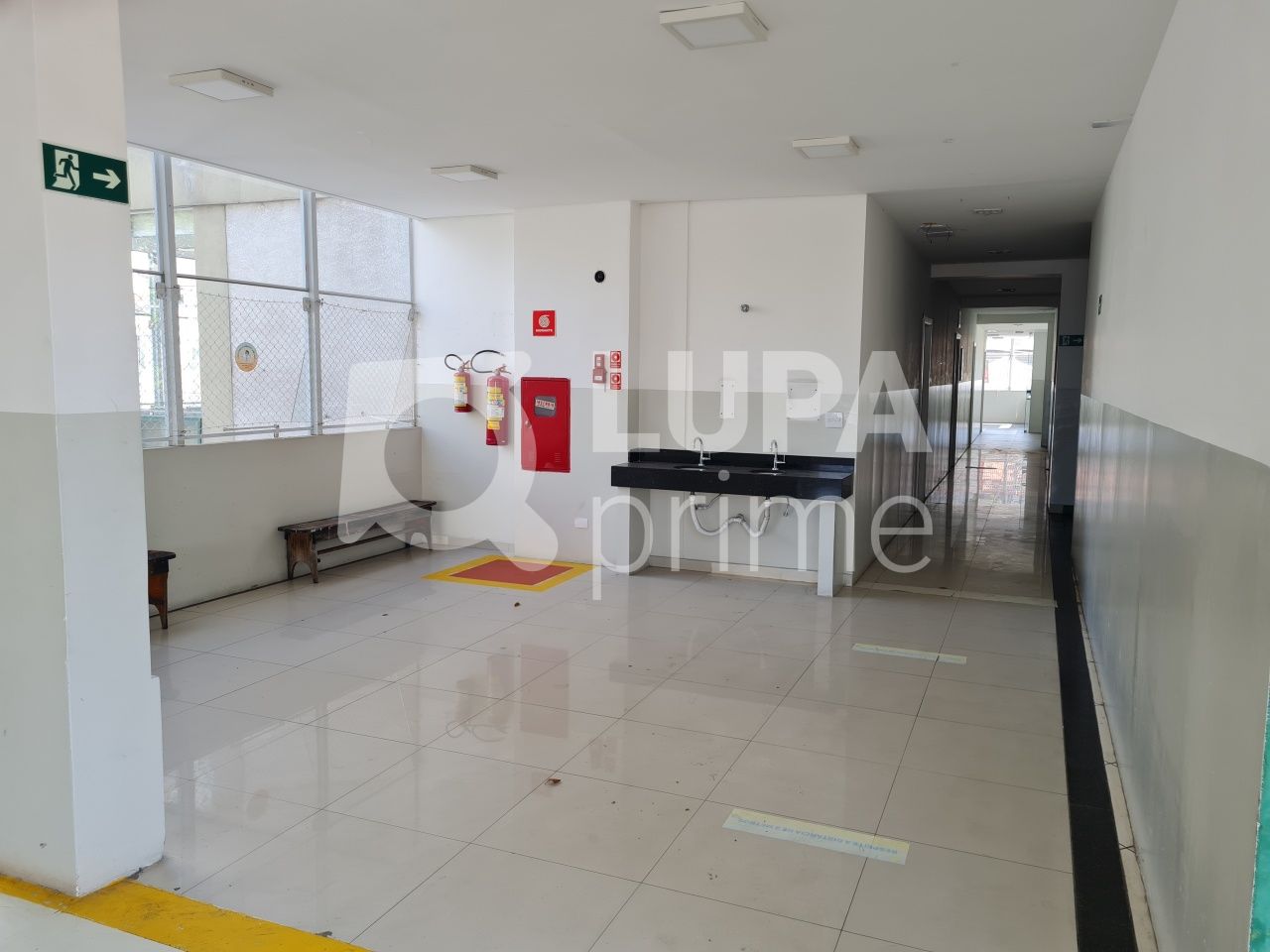 Prédio Inteiro para alugar, 600m² - Foto 13