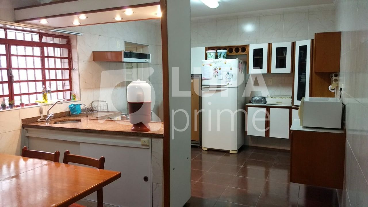 sobrado-venda-sao-paulo-parada-inglesa-3dormitorios-1suite-2vagas-210m2-LS35627