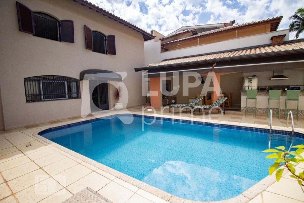 Casa, 3 quartos, 300 m² - Foto 3
