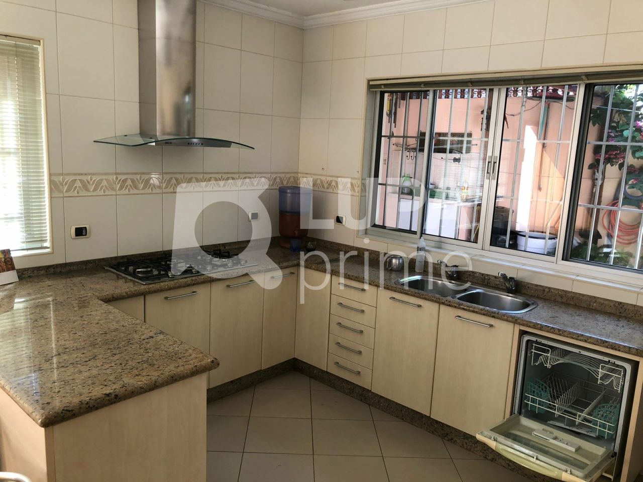 casa-terrea-venda-sao-paulo-vila-guilherme-2dormitorios-1suite-5vagas-160m2-LS35687