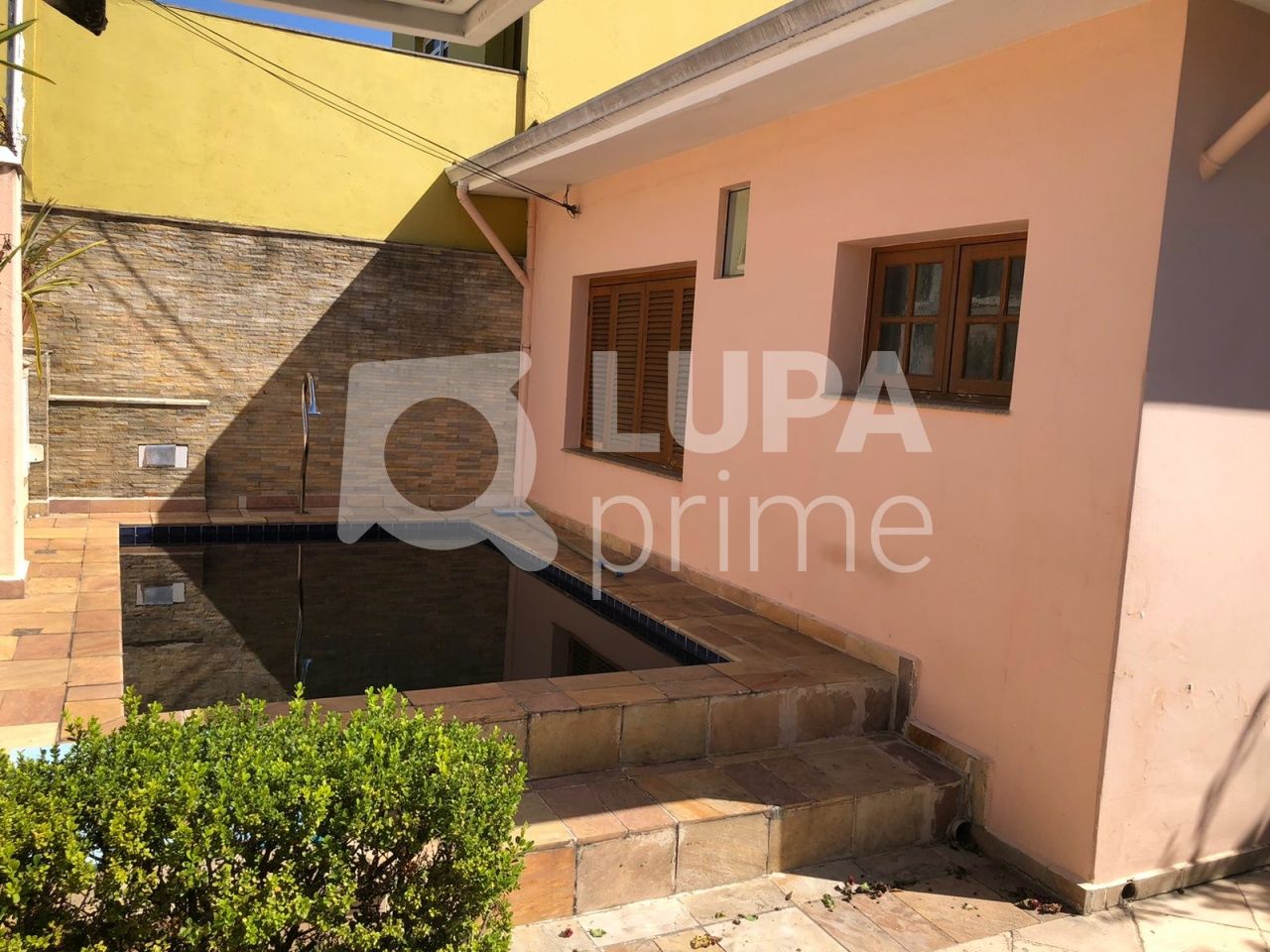 casa-terrea-venda-sao-paulo-vila-guilherme-2dormitorios-1suite-5vagas-160m2-LS35687