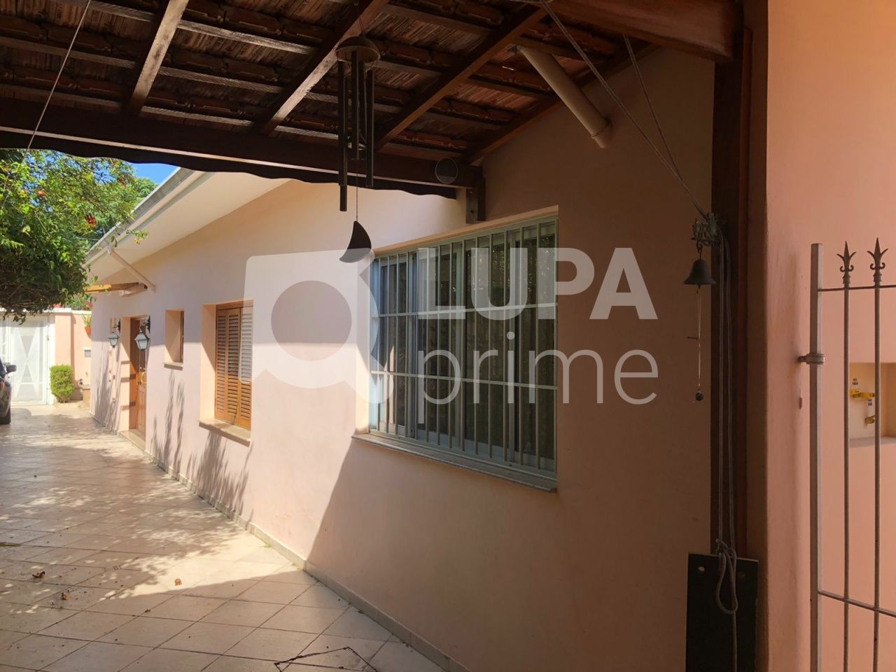 casa-terrea-venda-sao-paulo-vila-guilherme-2dormitorios-1suite-5vagas-160m2-LS35687