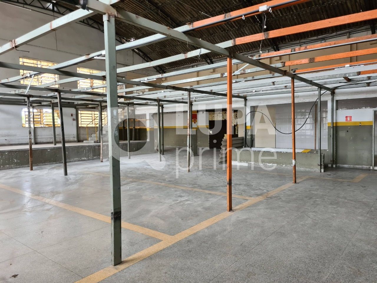 predio-venda-sao-paulo-vila-carbone-6vagas-2400m2-LS35688