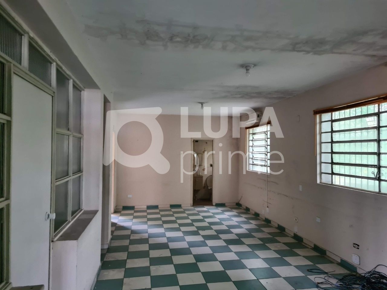 predio-venda-sao-paulo-vila-carbone-6vagas-2400m2-LS35688
